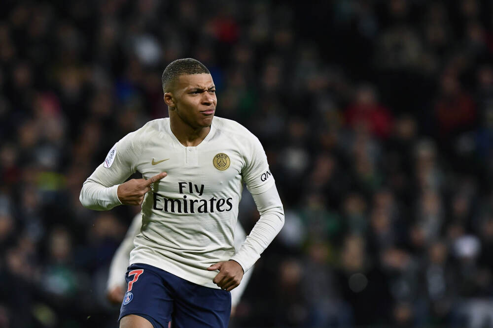 因纽特人：一场直面来自美国的考验  格陵兰原住民重燃民族自豪感